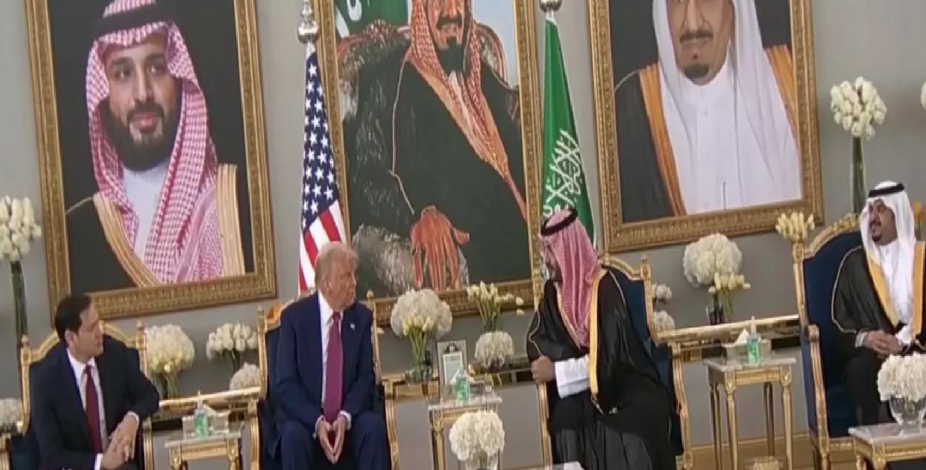 Trump, Suudi Arabistan’da