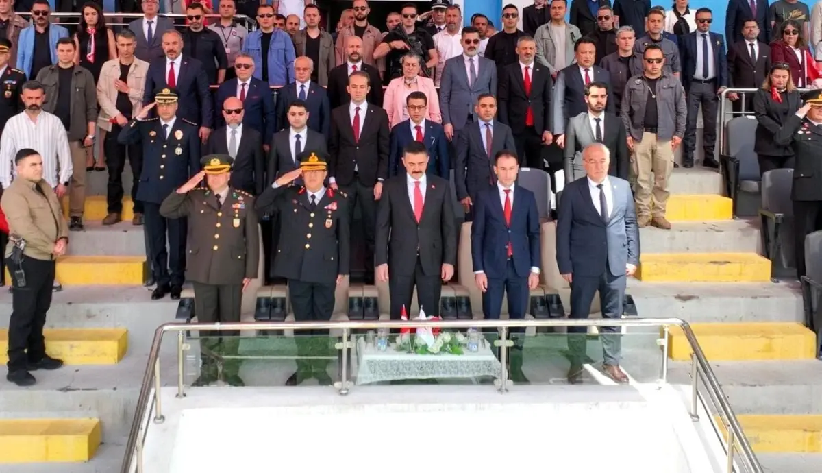 Tunceli Valisi Tekbıyıkoğlu Merkeze Alındı