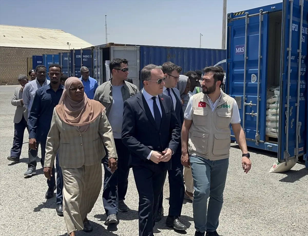 Türk Düzgünlük Gemisi Sudan’a Ulaştı