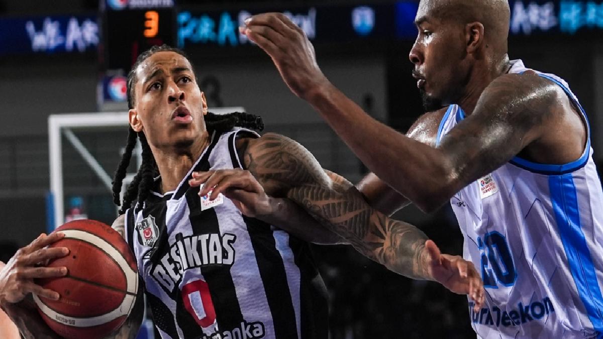 Türk Telekom’dan Beşiktaş’a 18 sayılık fark!