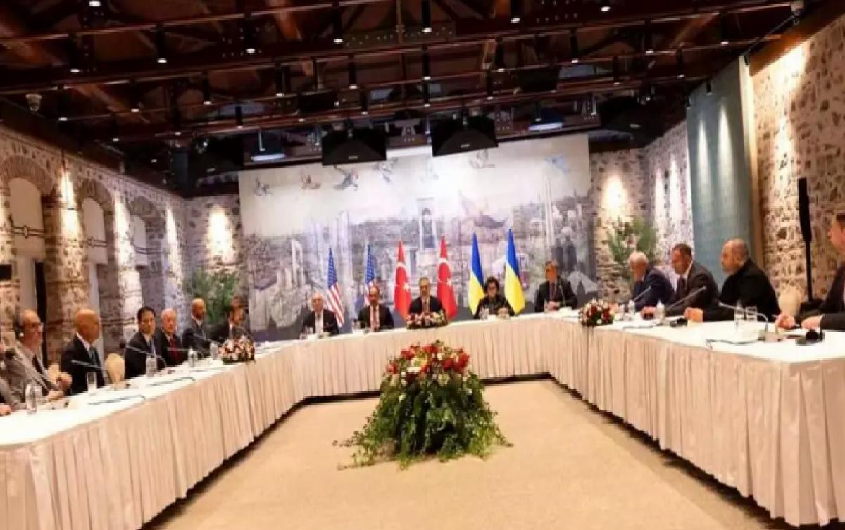 Üçlü Toplantı İstanbul’da Yapıldı