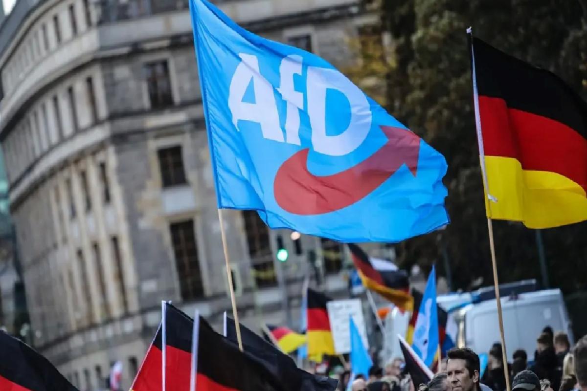 Ülkeyi karıştıracak karar! Almanya istihbaratı AfD’ye resmen ‘aşırı sağcı’ dedi