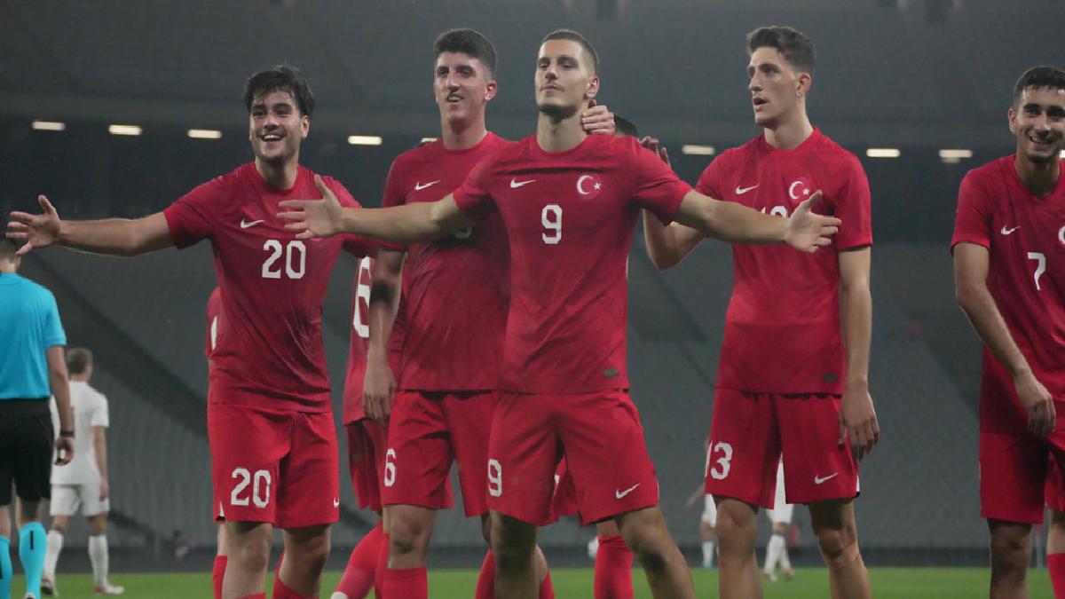 Ümit Ulusal Futbol Grubu, iki özel maça çıkacak
