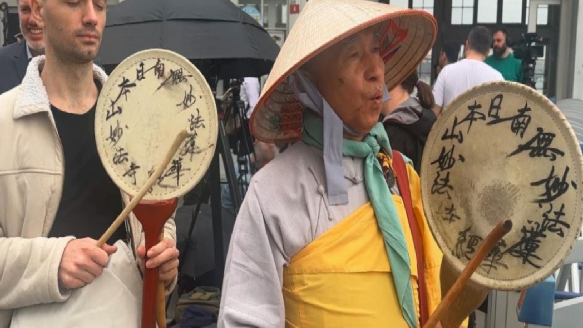 Ünlü Japon rahip barış için Dolmabahçe’de dua etti