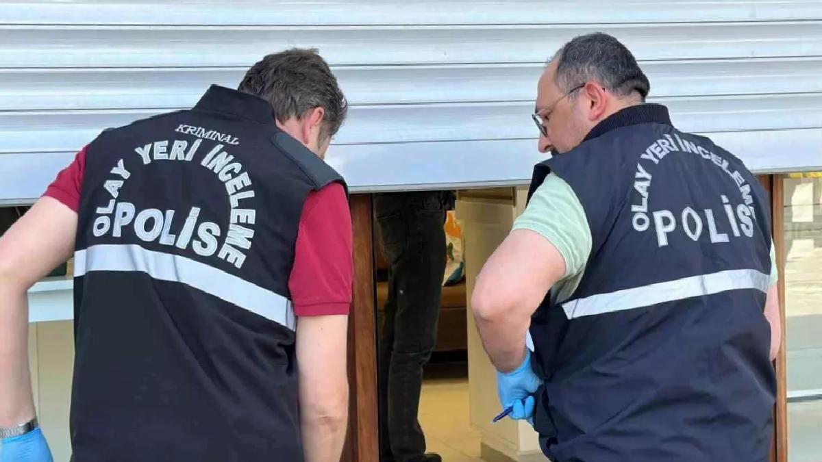 Uşak’ta Kuyumcuya Silahlı Hücum