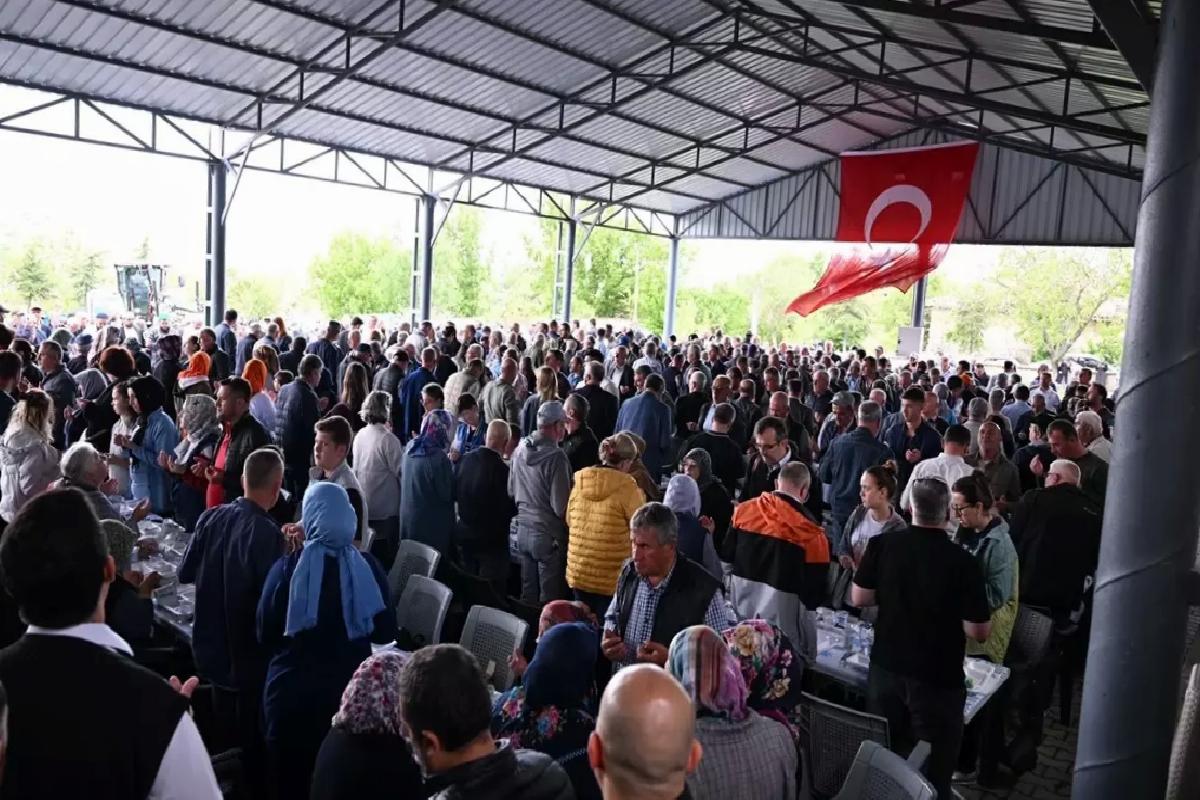 Vali Uğur Turan’dan Yağmur ve Şükür Duası