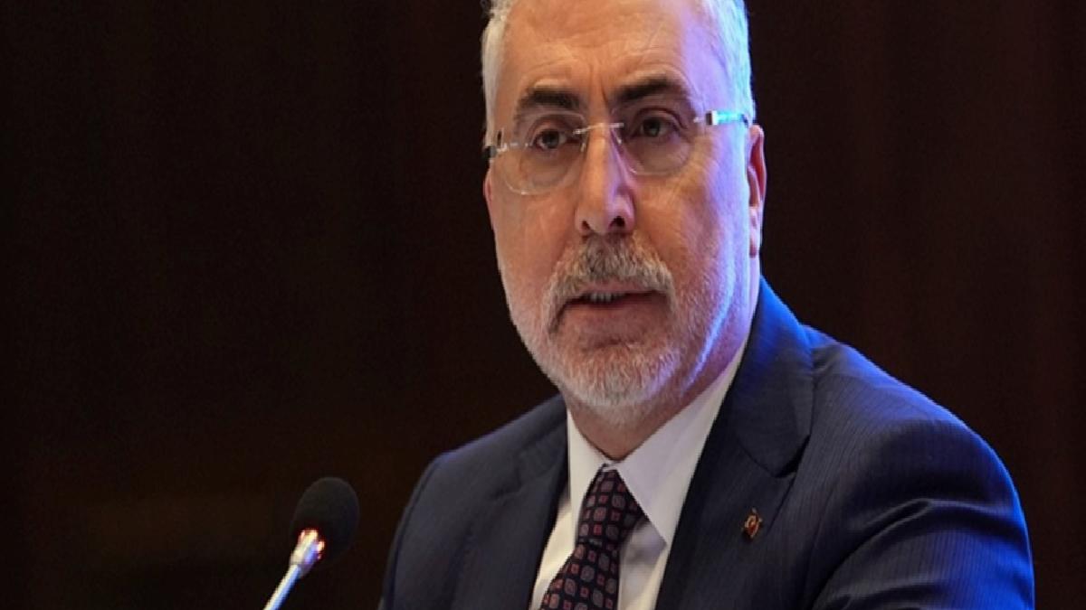 Vedat Işıkhan paylaştı: 1 Mayıs Emek ve Dayanışma Günü türküsü