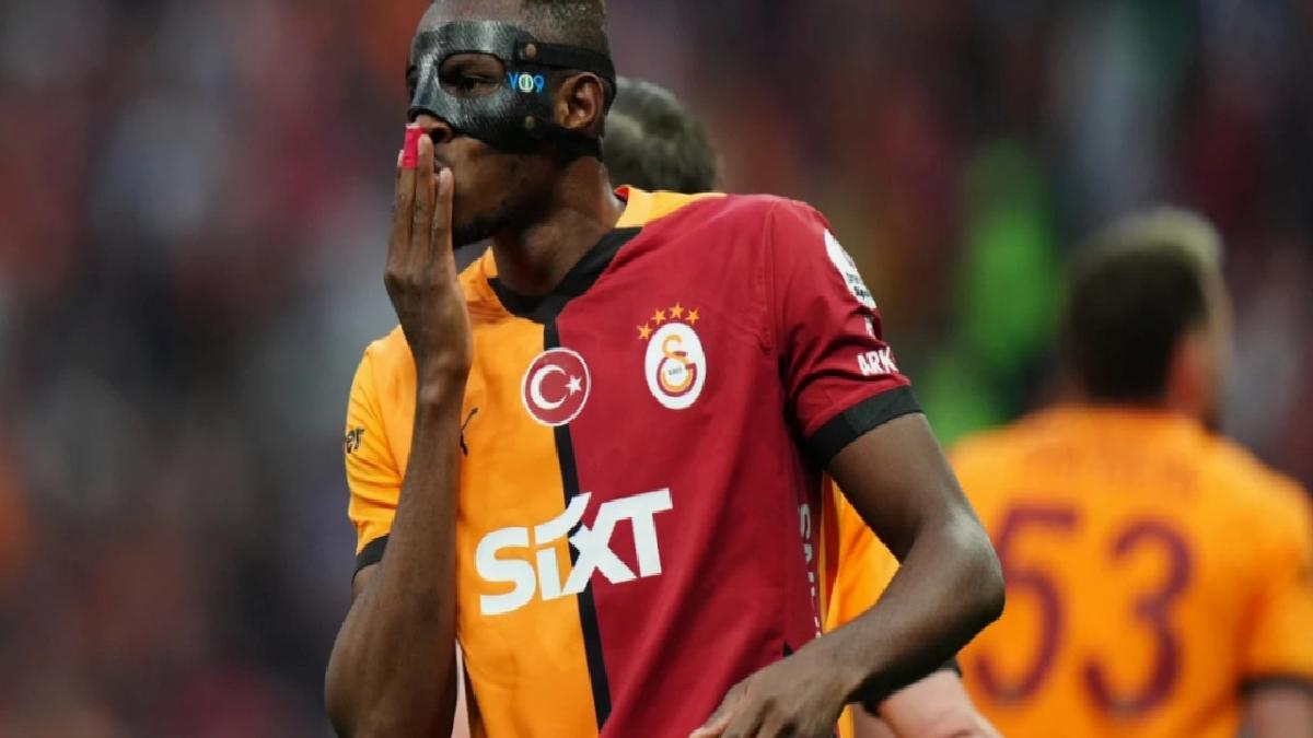 Victor Osimhen’den gece yarısı paylaşımı