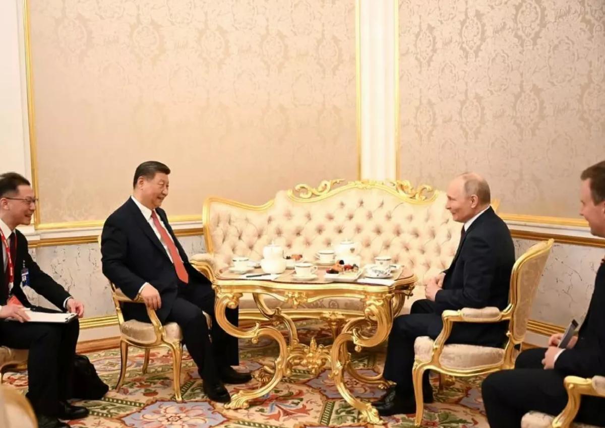 Xi ve Putin’den Stratejik İş Birliği Vurgusu