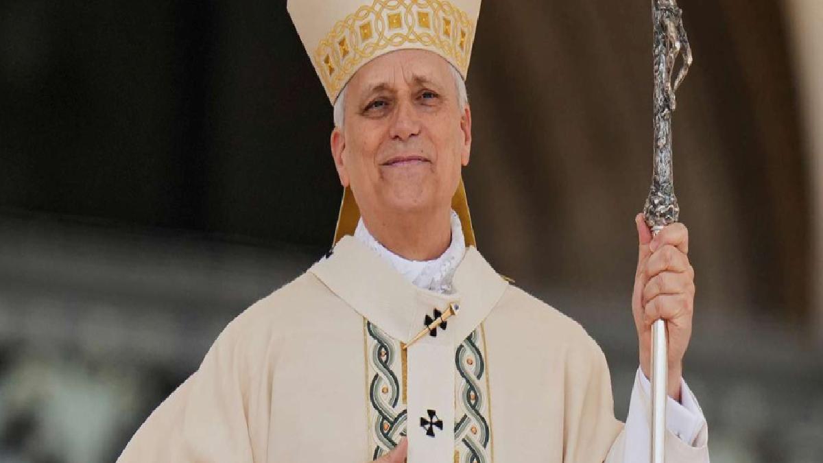 Yeni Papa 14. Leo’ya 520 bin dolarlık yüzük takıldı