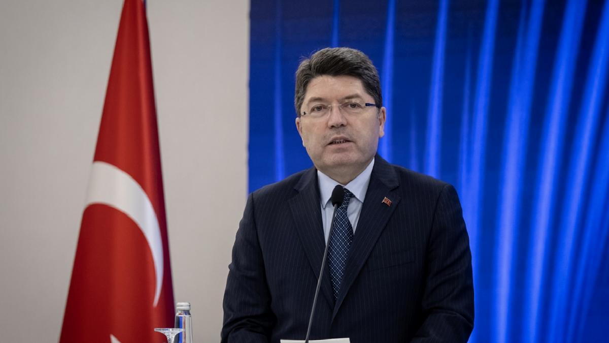 Yılmaz Tunç’tan infaz düzenlemesine ait dezenformatif haberlere reaksiyon