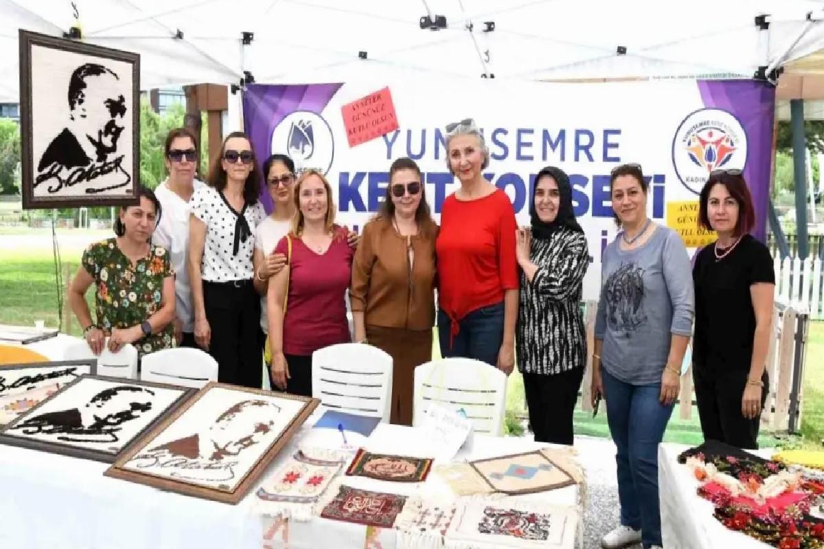 Yunusemre’de Anneler Günü Özel El Emeği Eserler Satışta
