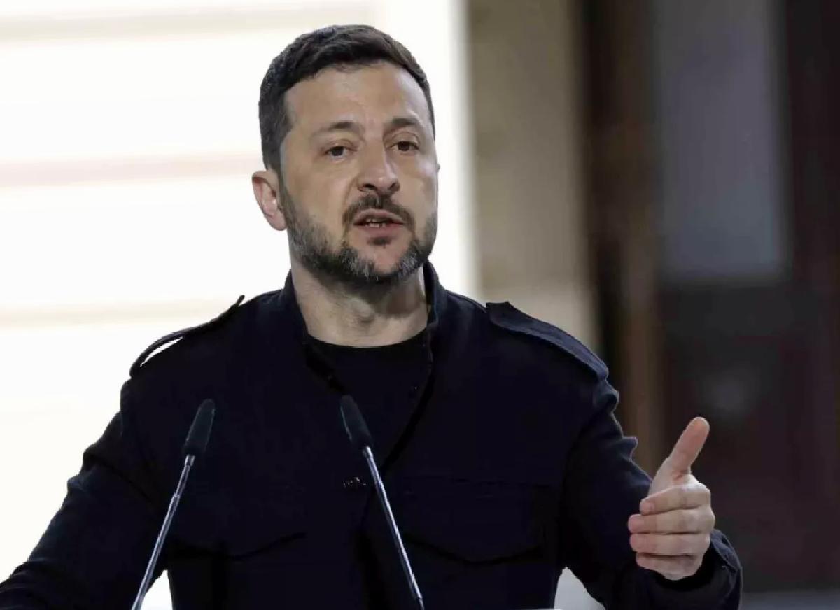 Zelenskiy: “Perşembe günü Putin’i Türkiye’de bekliyor olacağım”