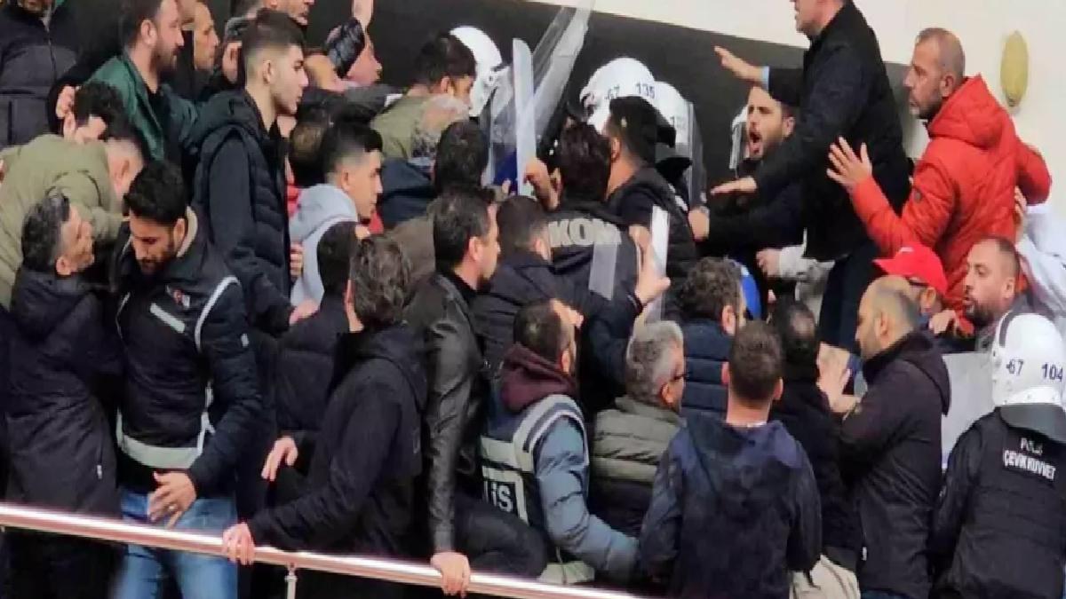 Zonguldakspor Maçında Şiddet Olayları